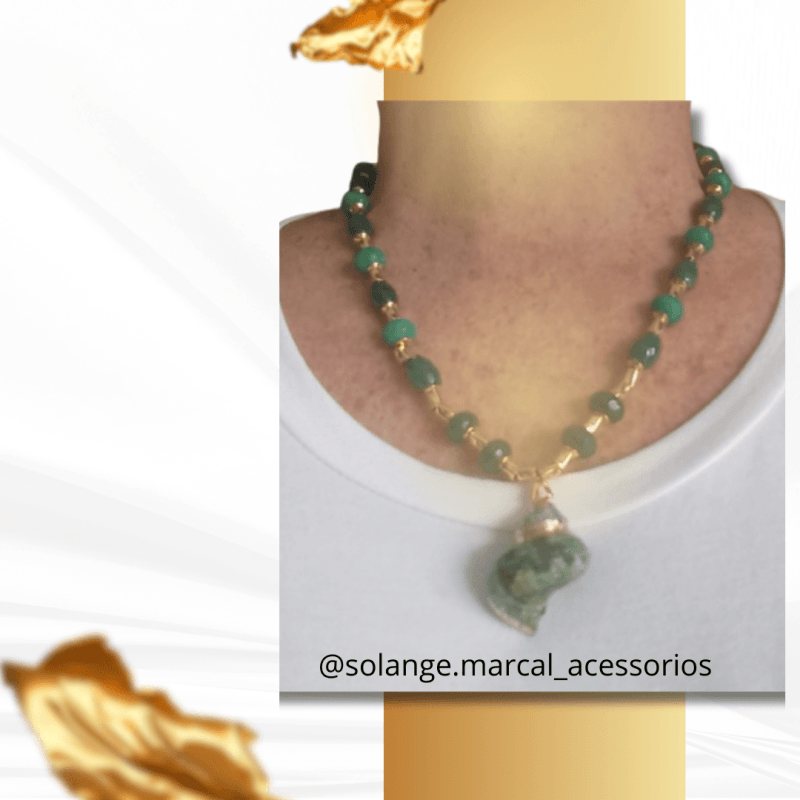 Colar Jade Verde com Concha By Solange Marçal